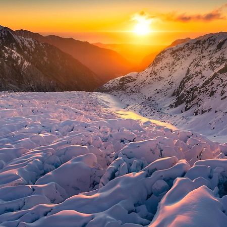 Fox Glacier Jade Hotel Екстер'єр фото