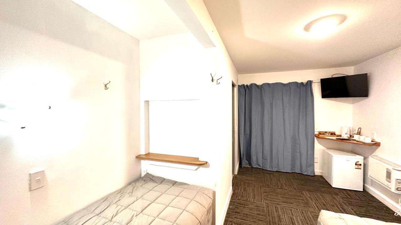Fox Glacier Jade Hotel Екстер'єр фото